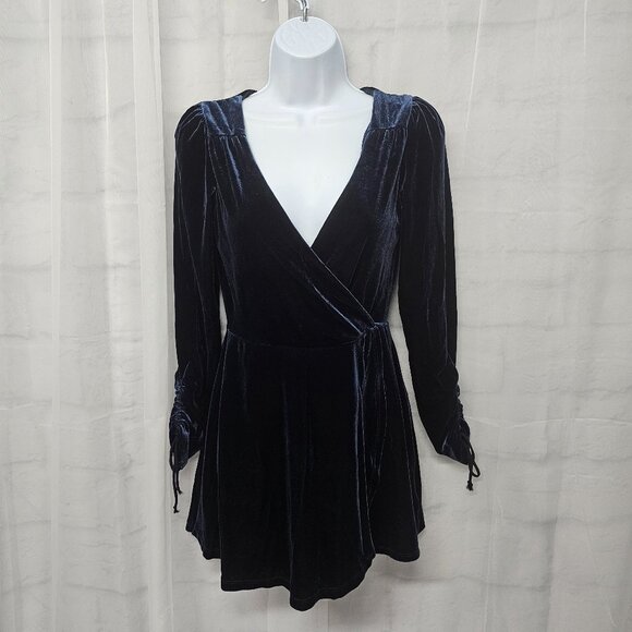 Urban Outfitters Navy Blue Velour Minimalist Goth Jumpsuit Romper Size S - Picture 1 of 11